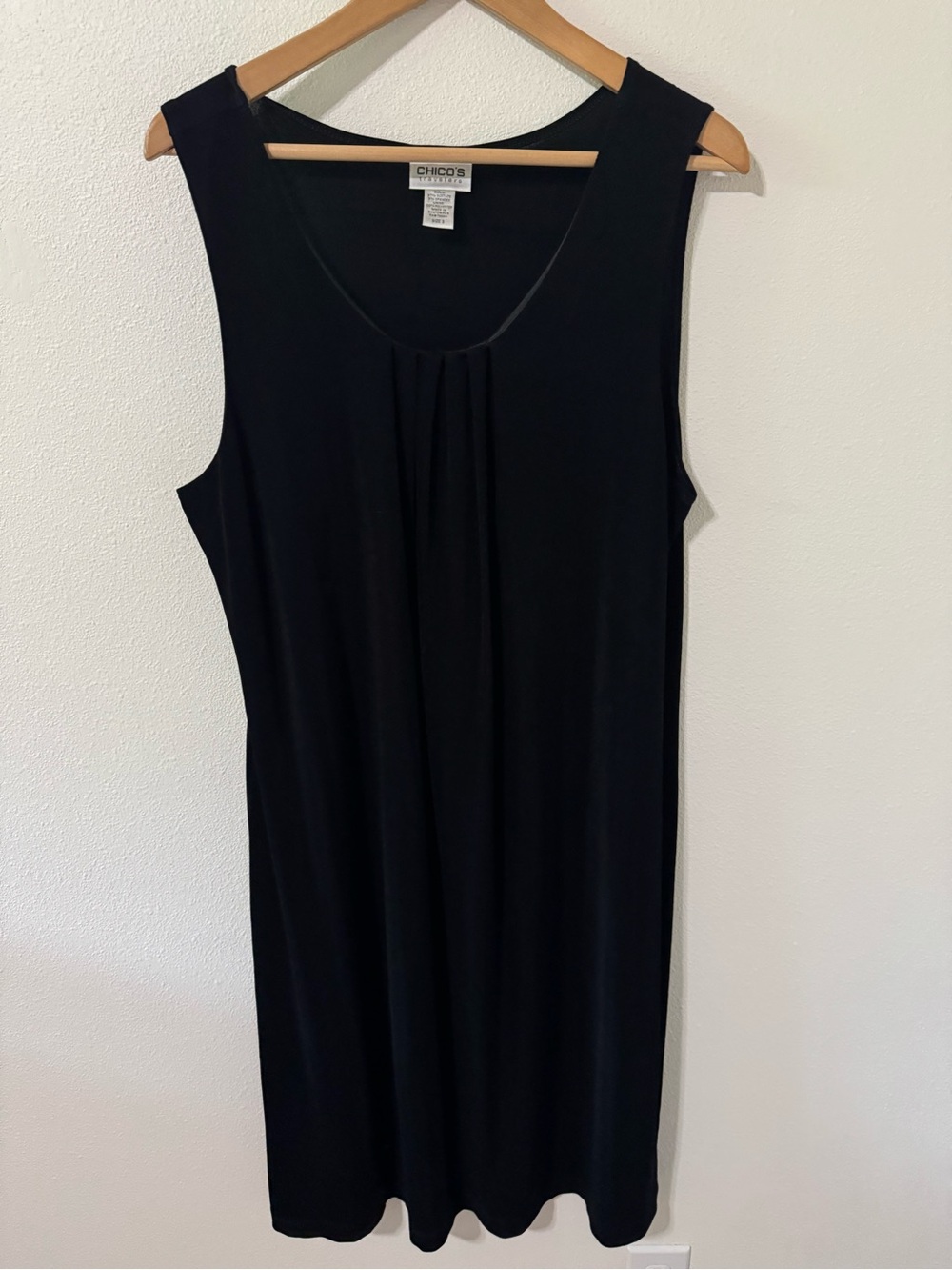 Chico’s Travelers Sleeveless Midi Dress Black Pleated Scoop Neck Minimalist-3/XL